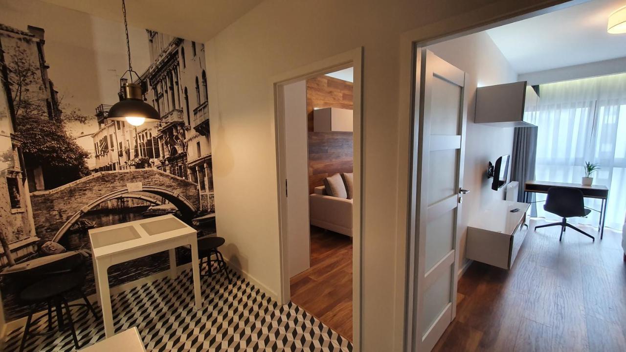 Zajezdnia Wrzeszcz Apartamenty Gdańsk Exterior foto