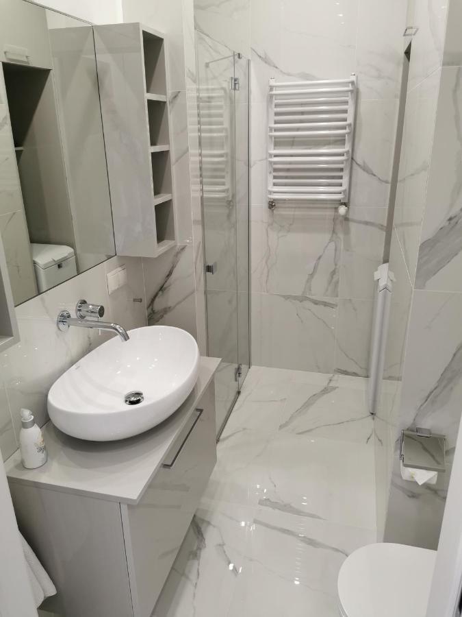 Zajezdnia Wrzeszcz Apartamenty Gdańsk Exterior foto